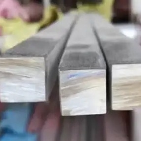 Permukaan Acar 202 Stainless Steel Bar Gb 1Cr18Mn8Ni5N Dalam Dekorasi Bangunan