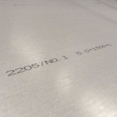 ASTM A790 2205 Lemparan baja tahan karat 1000-8000mm Resistivitas panjang