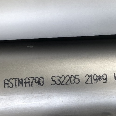 ASTM A790 2205 Lemparan baja tahan karat 1000-8000mm Resistivitas panjang